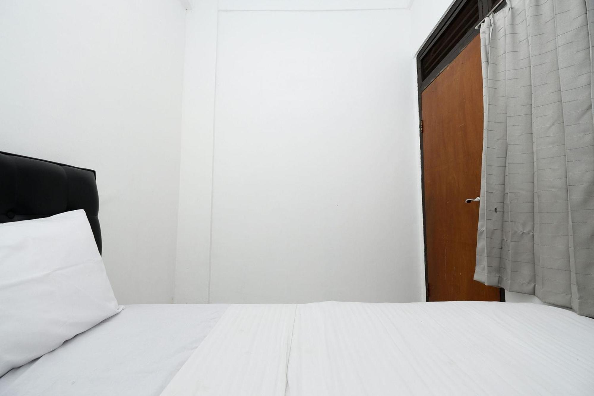 Hotel Oyo Life 1942 Syariah Semarang