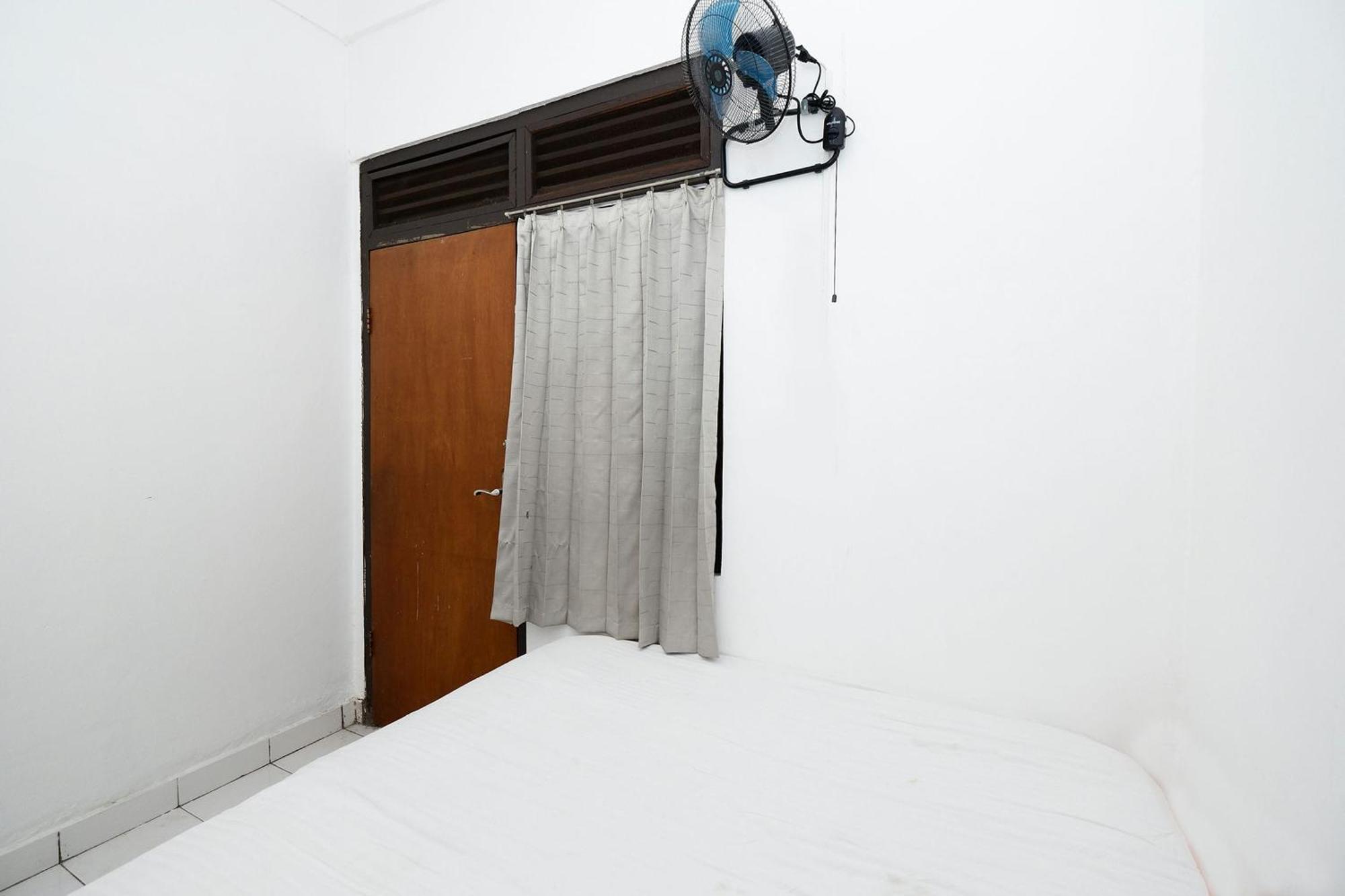 Hotel Oyo Life 1942 Syariah Semarang
