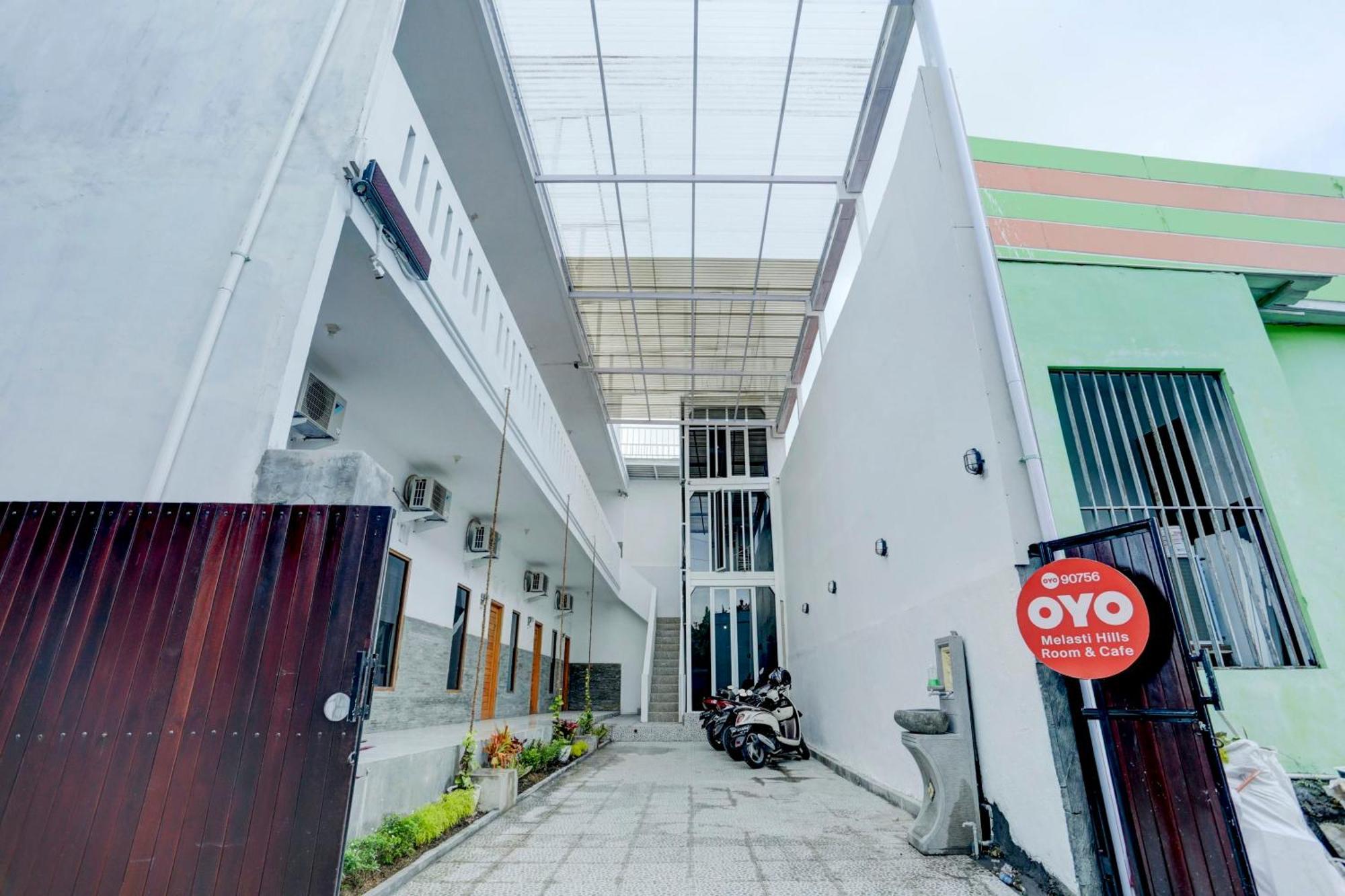 Oyo Life 1942 Syariah